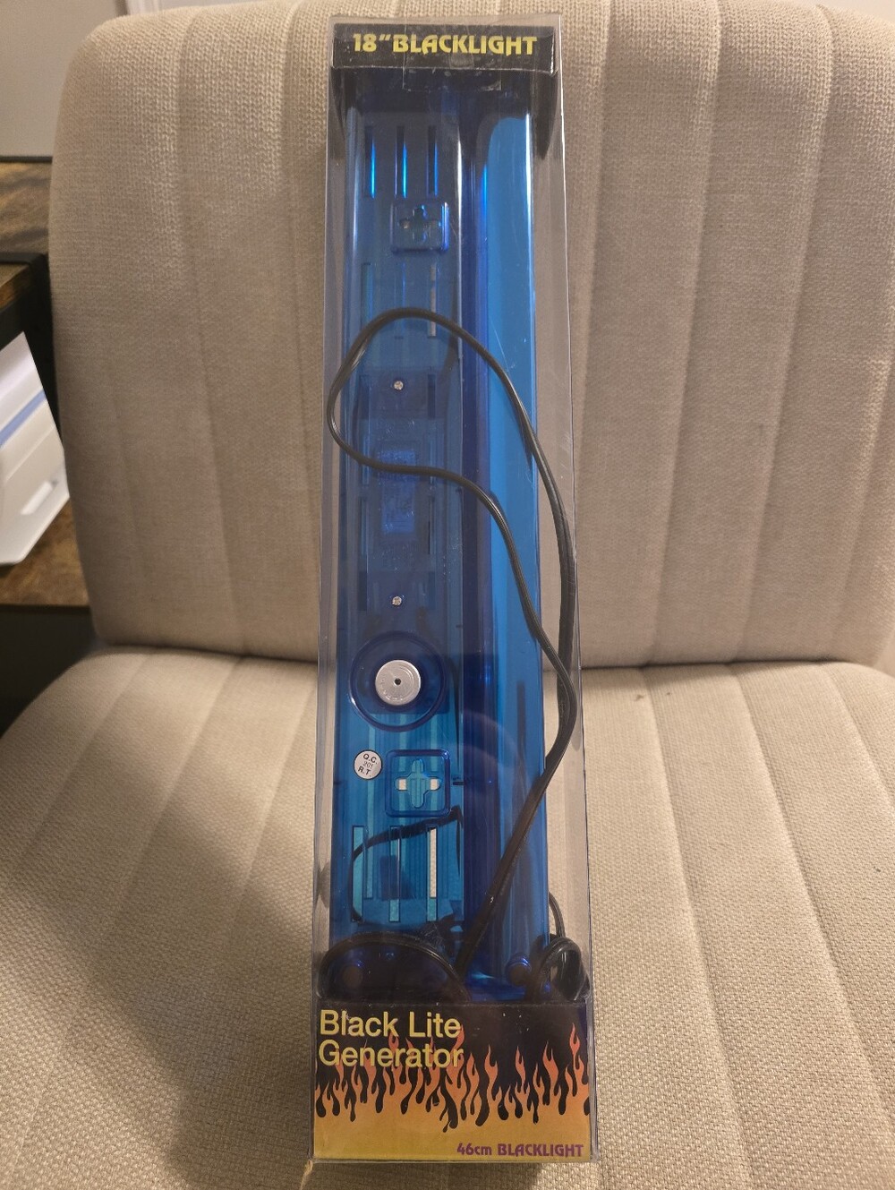 Vintage Rabbit Tanaka 98318 Translucent Blue Blacklight Lamp 1999 18" Y2K